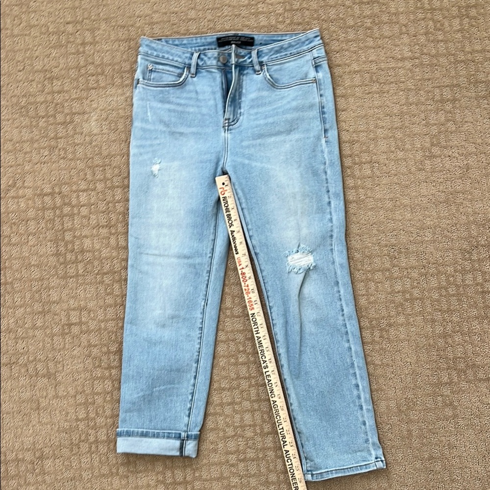 RW & co high rise, straight leg, stretchy crop